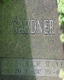 Steven Gardner gravestone