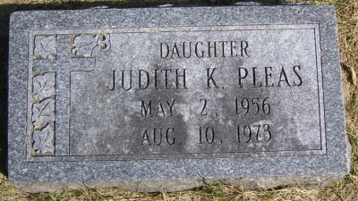 judith-pleas-gravestone