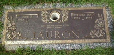 Patricia Jauron headstone