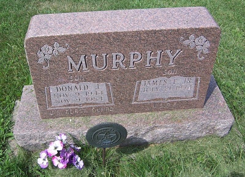 Donald Murphy gravestone